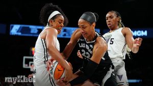 A'ja Wilson Delivers Impressive 34-Point Performance Despite Wrist Injury Concerns