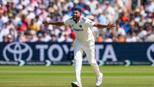 IND vs ENG: Fans hail Mohammed Siraj as smart DRS takes Ollie Pope's Wicket