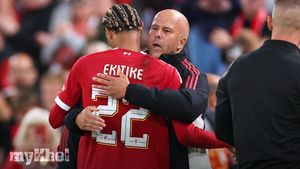 Arne Slot Commends Ekitike And Ngumoha Following Liverpool's Pre-Season Success Against Bilbao