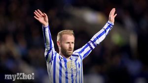 Sheffield Wednesday Captain Barry Bannan Anticipates Championship Opener Against Leicester City Will Proceed