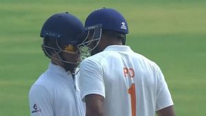 Paras Dogra Headbutts KV Aneesh in Ranji Trophy Final: What Happened?