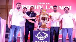 Asian Legends League Trophy Unveiled Ahead Of Season 2 Kick-off In June 2026