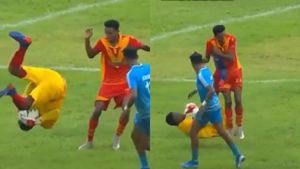 Viral Video: Ethiopian League Goalkeeper Backflips and Kicks Striker at the Chest, Later Forces Penalty Wide - Watch