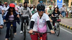 Mary Kom Urges Indian Boxers to Stay Grounded, Target Gold at Asian Games and CWG