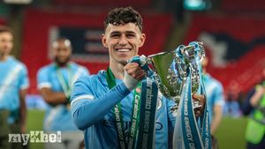 Phil Foden Charity Sub In EFL Cup Final Draws Rooney Debate