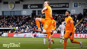 Rangers Clinch 1-0 Win At St Mirren As Rommens Fires Side Towards Hearts