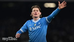 Scott McTominay Content At Napoli As Contract Talks Delay Confirmed By Napoli Director