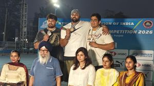 Tajinderpal Singh Toor on track, wins shot put gold with a distance of 20.51m