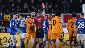 Wesley Red Card Seen As A Glaring Error In Roma's Defeat To Como, Says Gasperini