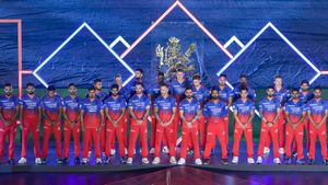 ആ 11 പേര്‍ക്കും ചിന്നസ്വാമിയില്‍ സ്ഥിരം 'സീറ്റ്'!! വമ്പന്‍ നീക്കവുമായി ആര്‍സിബിയും കെഎസ്‌സിഎയും 