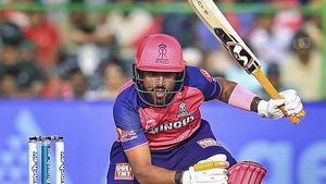 IPL 2026: സഞ്ജു ഇല്ലെങ്കിലെന്താ, പിള്ളാർ സ്ട്രോങ്ങാ, ആർആർ പ്രാക്ടീസ് മാച്ചിൽ റൺമഴ; സിക്സുകൾ അടിച്ചുകൂട്ടി താരം