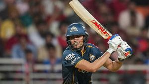 IPL 2026: എന്താണിത് ഗില്‍? ഒറ്റ 6 പോലുമില്ല, വെറുതെയല്ല ടീം ഇന്ത്യ പുറത്താക്കിയത്!! വിമര്‍ശനം