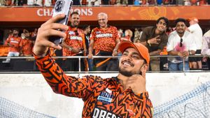 IPL 2026: ഇനി ഇഷാന്റെ ഓറഞ്ച് ആര്‍മി!! കപ്പുറപ്പ്, കമ്മിന്‍സ് വന്നാലും മാറ്റരുതെന്ന് ഫാന്‍സ്