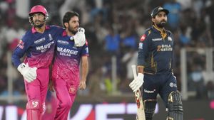IPL 2026: ക്യാപ്റ്റനെപ്പോലും തിരുത്തിയ ബുദ്ധി, രാജസ്ഥാനിലെ ഈ പുപ്പുലിയാകണം അടുത്ത നായകൻ, പുകഴ്ത്തി മുൻ താരം