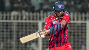 IPL 2026: അമ്പമ്പോ മുകുള്‍!! ഇതാ പുതിയ ഹീറോ; കെകെആറിനെ തീര്‍ത്ത തീപ്പൊരി ബാറ്റിങ്