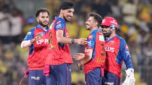 IPL 2026: പഞ്ചാബിനെ പൂട്ടുമോ ഡിസി? ടോസ് മൂന്നിന്  