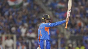 ఉద్దెర బ్యాటుతోనే విధ్వంసం! 