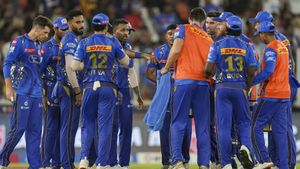 ముంబై ఇండియన్స్ తుది జట్టులో ఆ ఐదుగురు స్టార్లకు నో ఛాన్స్! 