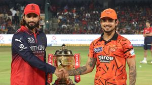 సన్‌రైజర్స్‌ను ముంచేసిన ఆ ఒక్క నిర్ణయం: సీక్రెట్ బయటపెట్టిన ఆర్సీబీ కెప్టెన్