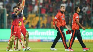 RCB vs SRH: కోహ్లీ, పడిక్కల్, డఫీ కాదు.. అతని వల్లే ఆర్‌సీబీ‌ గెలిచింది!