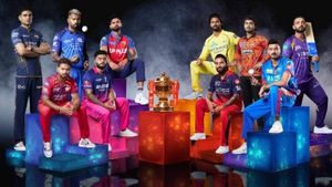 IPL 2026: ముగిసిన సగం మ్యాచ్‌లు.. ప్లే ఆఫ్స్ చేరే జట్లు ఏంటంటే..?