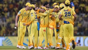 బిగ్ బ్లండర్: వజ్రాన్ని వదులుకున్న సీఎస్కే.. నెట్టింట ఫ్యాన్స్ ఫైర్!!