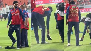 IPL 2026: ఇదేందయ్యా ఇది.. ఇదెప్పుడూ చూడలా!(వీడియో)
