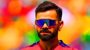 కోహ్లీకి ఛాలెంజ్ విసిరిన యూట్యూబర్