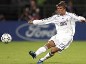 David Beckham to stay in Milan