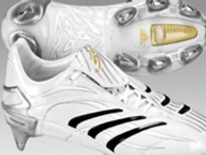 Becks launches new football boots, fans go crazy