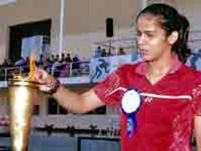 Saina enters World Badminton quarters