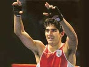 Boxing: Vijender ascertains India's maiden medal