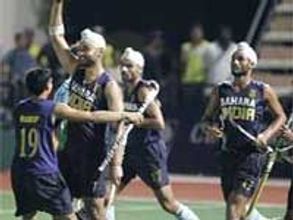 Hockey team demands Rs 5 lakh to play for charity?