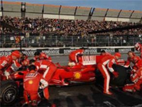 Shell extends it contract with Scuderia Ferrari