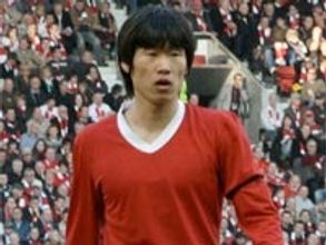 South Korea outclass Greece 2-0