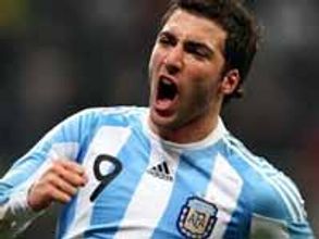 Argentina smash S Korea; Higuain pulls hat trick