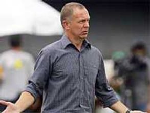 Menezes offered to coach Brazil after Ramalho snub