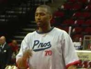 Former NBA player Lorenzen Wright found dead