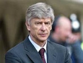 Arsenal extends Wenger's term to 2014