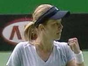 Clijster beats Venus, enters US Open finals