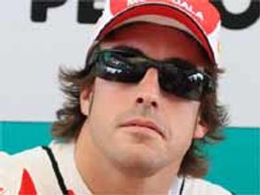 Alonso: Schumacher bigger threat than Vettel