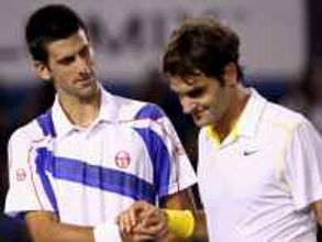 Federer, Djokovic stay on course for another duel