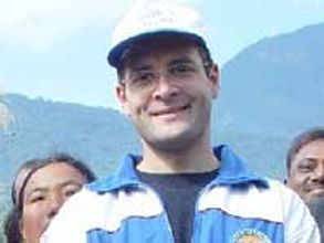 Rahul enjoys India Vs Pak match sitting in general stand