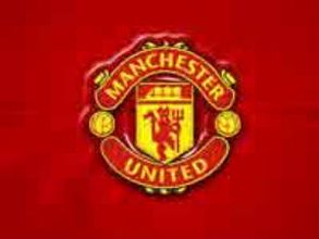 United hit Arsenal for eight, City demolish Spurs