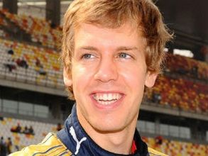 Sebastian Vettel takes pole for F1 Japanese GP