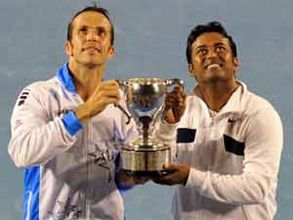 Paes-Stepanek suffer crushing defeat in Monaco