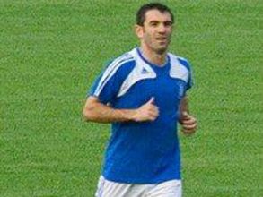 Greeks hope fighting spirit will knock out Czechs