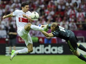 EPL: Lewandowski heading to Manchester United