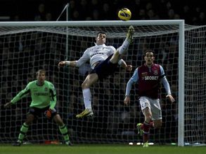 EPL 2012-13: Tottenham vs Arsenal Preview