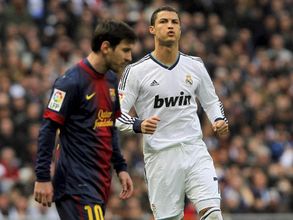 El Clasico: Sergio Ramos heads winner as Barcelona lose 2-1